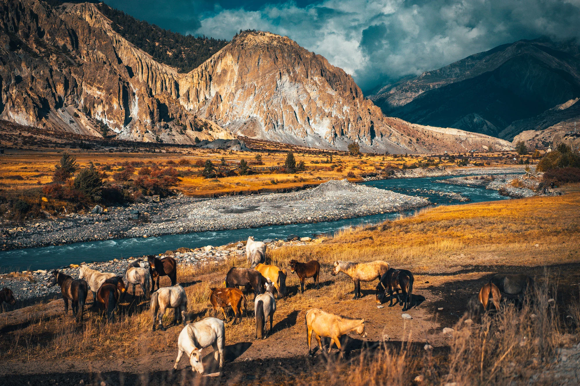 17-Adventure-Riding-Through-Nepalese-Himalayas